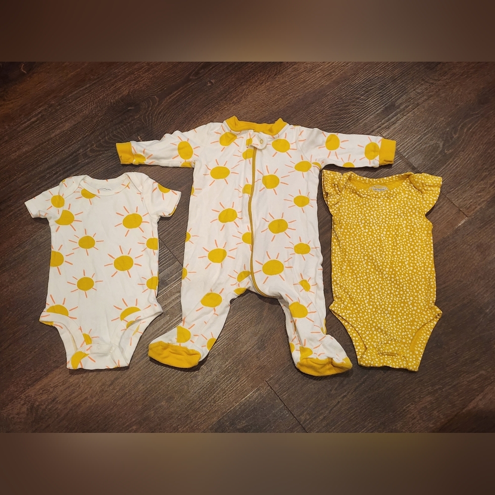 Lamaze Organic Baby Bundle of 3, Size 6M, EUC